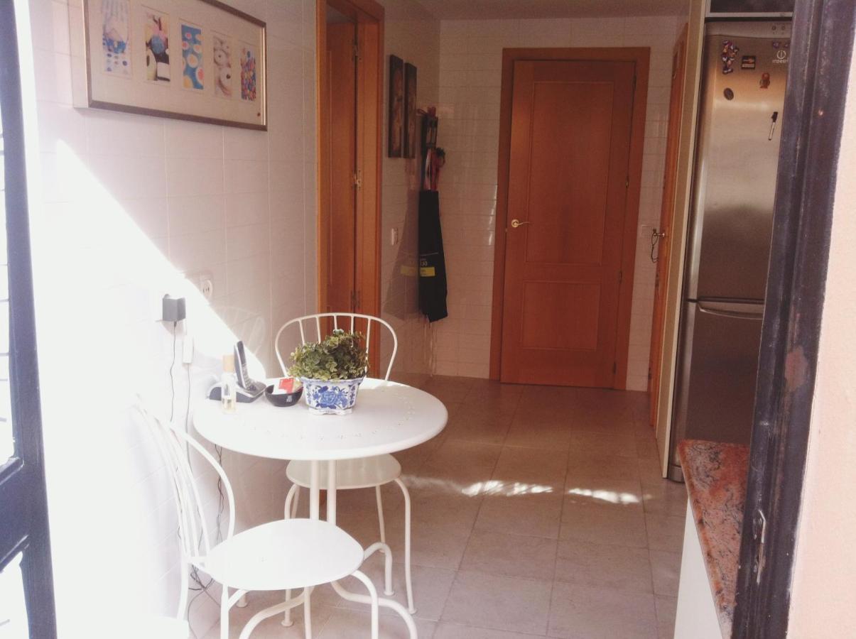 3 La Casa De Marilo Daire Tomares Dış mekan fotoğraf